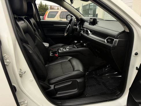 Used 2020 MAZDA CX-5 Touring image 13