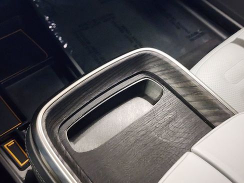 Used 2023 Rivian R1T Adventure image 44