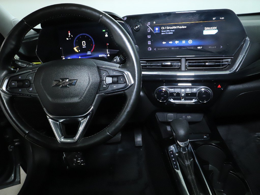 Used 2024 Chevrolet Trax ACTIV w/ Sunroof Package FWD image 25