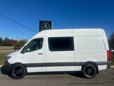 Used 2026 Mercedes-Benz Sprinter 2500 image 2