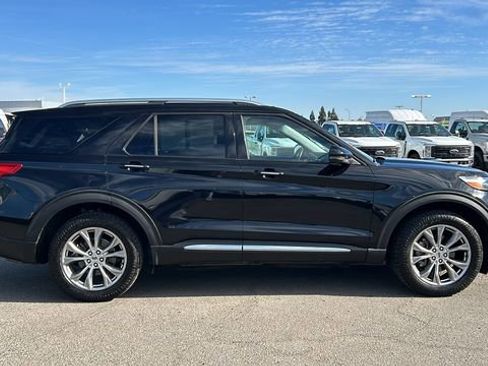 Certified 2020 Ford Explorer Limited w/ Class III Trailer Tow Package image 2