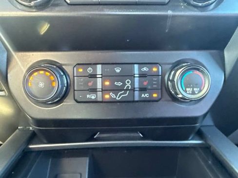 Used 2019 Ford F250 XLT w/ XLT Premium Package AWD/4WD image 12