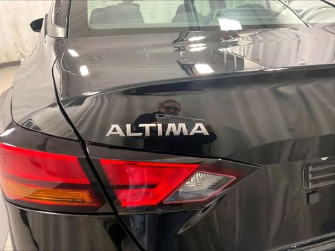 Certified 2023 Nissan Altima 2.5 SV w/ SV Premium Package image 29