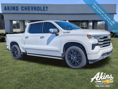 Used 2024 Chevrolet Silverado 1500 High Country w/ Technology Package RWD image 2