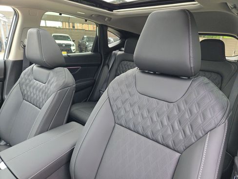 New 2026 Nissan Murano Platinum AWD/4WD image 9