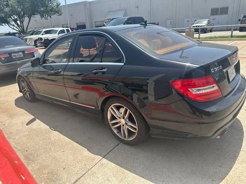 Used 2012 Mercedes-Benz C 300 4MATIC Sedan image 8