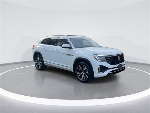 New 2026 Volkswagen Atlas Cross Sport SEL Premium R-Line AWD/4WD image 2
