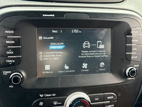 Used 2018 Kia Soul + FWD image 23