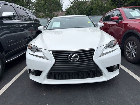 Used 2014 Lexus IS 250 RWD image 2