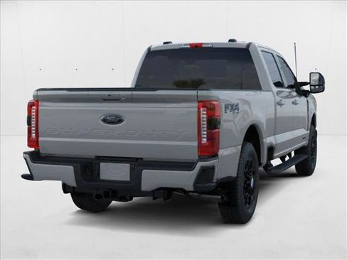 New 2026 Ford F250 Lariat w/ Black Appearance Package image 8