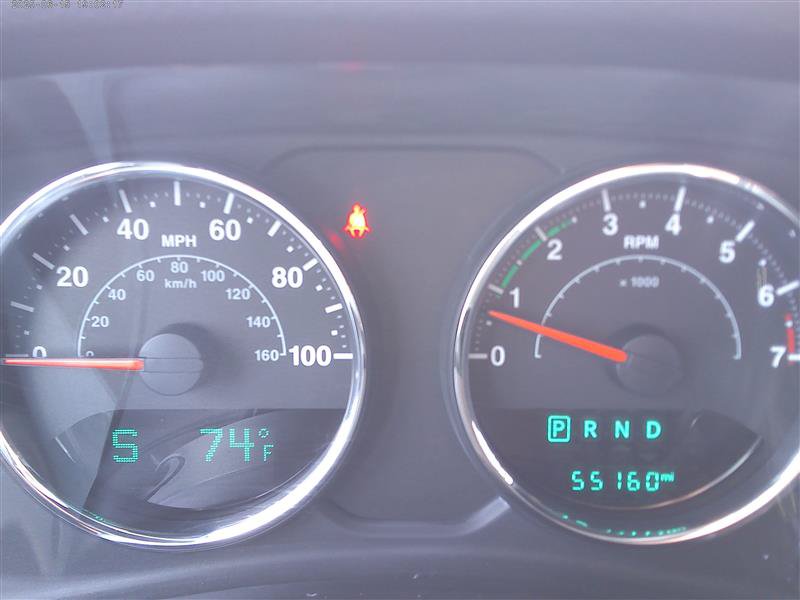 Used 2015 Jeep Wrangler Unlimited Sahara AWD/4WD image 12