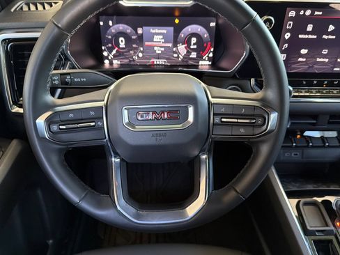 Used 2024 GMC Canyon Elevation w/ Elevation Premium Package RWD image 16