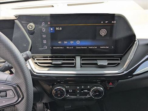 New 2026 Chevrolet Trax RS w/ Sunroof Package FWD image 12