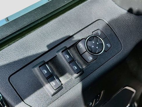 Used 2019 Ford F150 Platinum w/ Equipment Group 701A Luxury AWD/4WD image 22