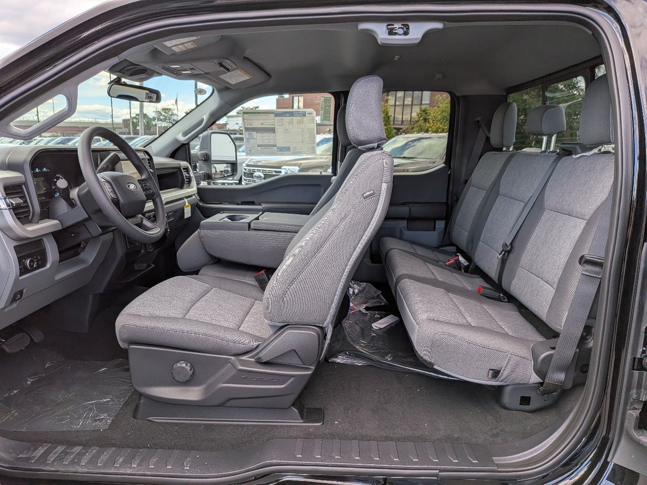 New 2027 Ford F250 XL w/ STX Appearance Package AWD/4WD image 14