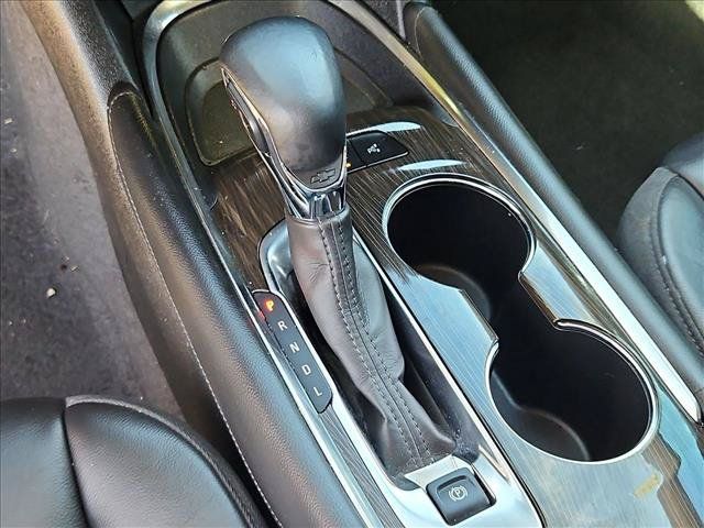 Used 2024 Chevrolet Malibu LT FWD image 15