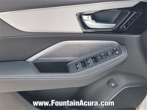 Used 2026 Acura MDX w/ Technology Package image 12