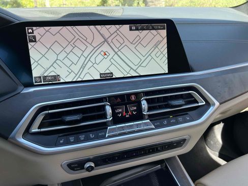 Used 2021 BMW X5 sDrive40i w/ Premium Package image 6