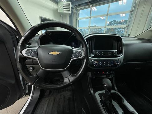 Used 2022 Chevrolet Colorado LT w/ Fleet Safety Package image 13
