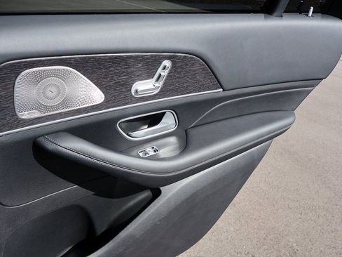 Certified 2024 Mercedes-Benz GLS 450 4MATIC image 17
