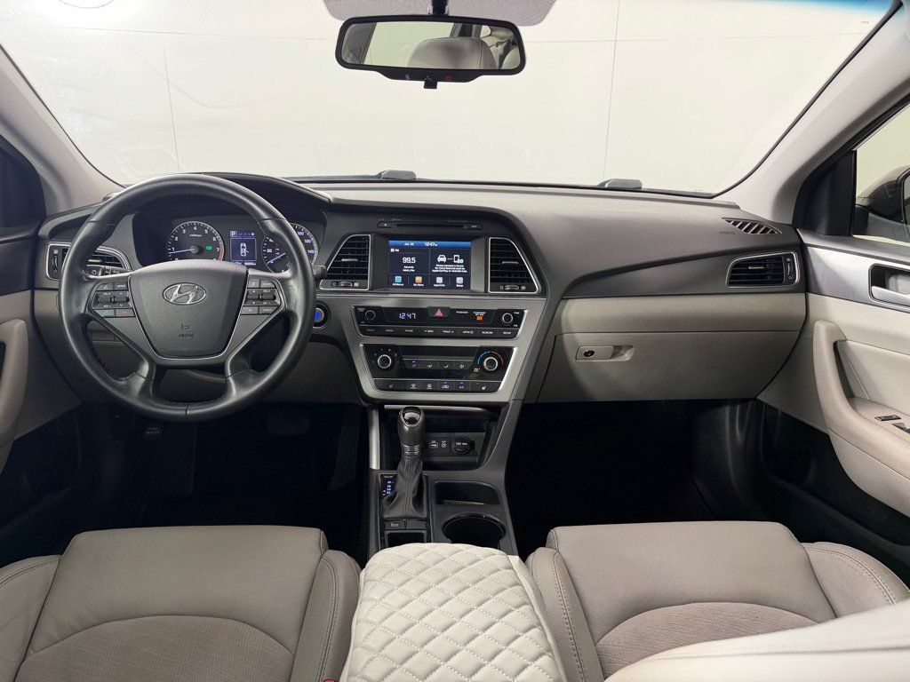 Used 2016 Hyundai Sonata Sport w/ Option Group 1V FWD image 26