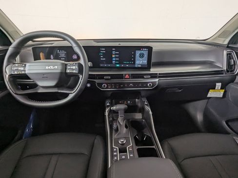 New 2026 Kia Sorento S FWD image 15
