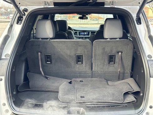Used 2023 Buick Enclave Essence w/ Experience Buick Package image 5