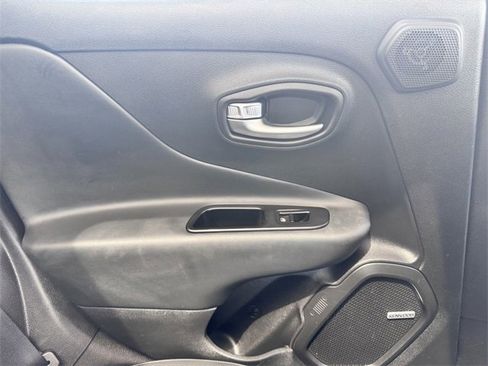 Used 2021 Jeep Renegade Limited w/ Sun & Sound Group image 26