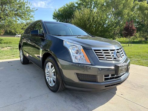 Used 2016 Cadillac SRX Luxury AWD/4WD image 8