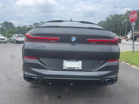 Used 2022 BMW X6 xDrive40i w/ Executive Package AWD/4WD image 4