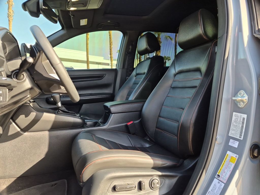 Used 2025 Honda CR-V Sport-L image 13