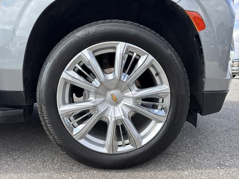 Used 2023 Chevrolet Tahoe High Country image 13