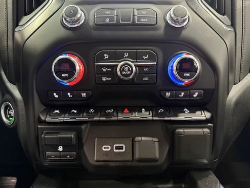 Used 2021 GMC Sierra 1500 AT4 w/ AT4 Premium Package image 30