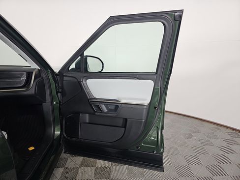 Used 2023 Rivian R1S Adventure image 18