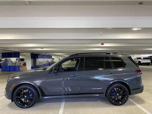 Used 2024 BMW X7 M60i w/ Executive Package AWD/4WD image 2