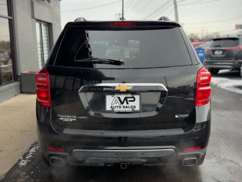 Used 2017 Chevrolet Equinox Premier w/ Enhanced Convenience Package image 4