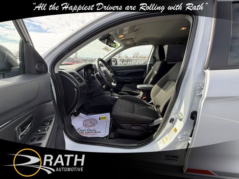Used 2023 Mitsubishi Outlander Sport Ralliart image 12
