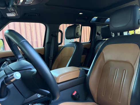 Used 2020 Land Rover Defender 110 X AWD/4WD image 30