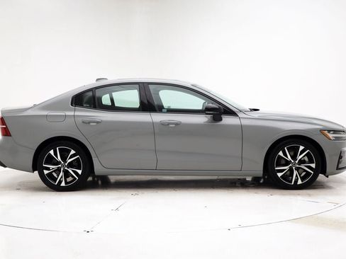 Used 2024 Volvo S60 B5 Core FWD image 3