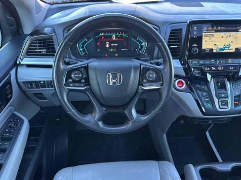 Used 2018 Honda Odyssey Elite image 15