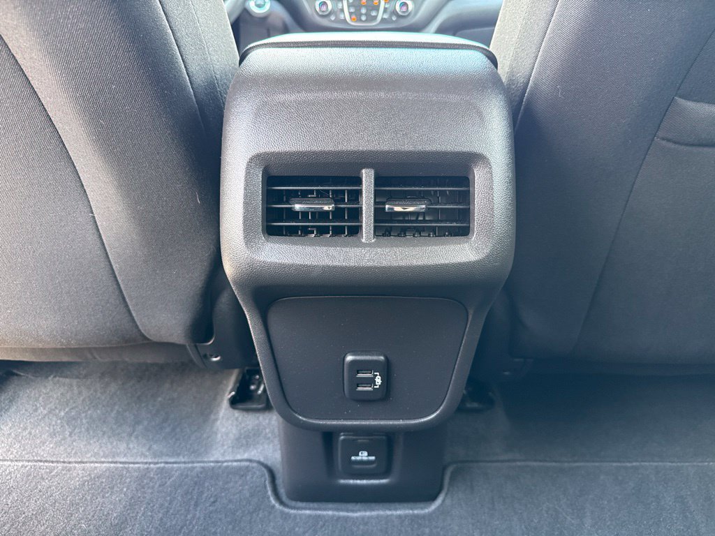 Used 2024 Chevrolet Equinox LT AWD/4WD image 21