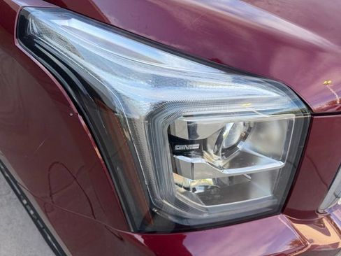 Used 2019 GMC Yukon Denali w/ Denali Ultimate Package AWD/4WD image 21