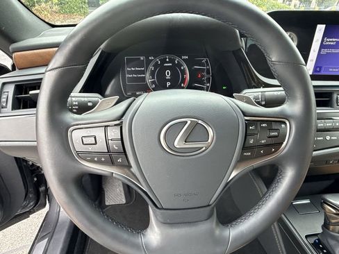 Used 2025 Lexus ES 350 w/ Premium Package image 21