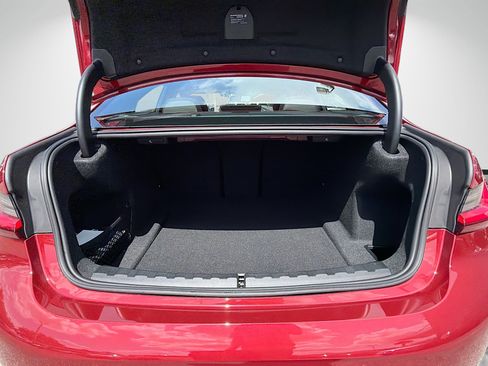 Used 2025 BMW 330i Sedan RWD image 11