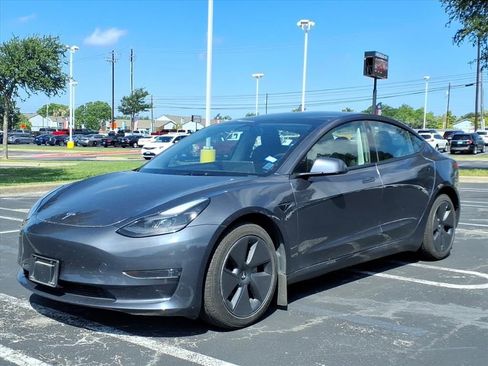 Used 2023 Tesla Model 3 Standard Range RWD image 10