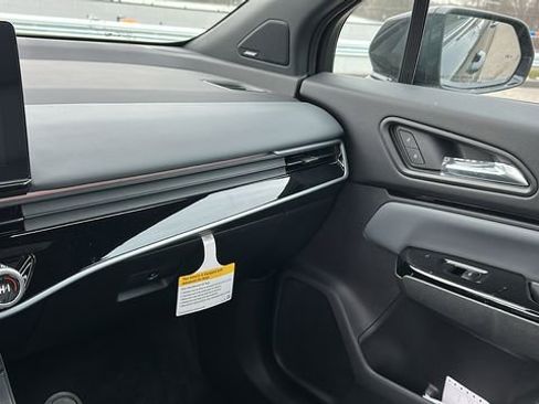 New 2025 Honda Prologue Touring image 18