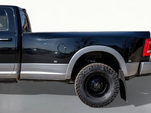 Used 2022 RAM 3500 Laramie image 11