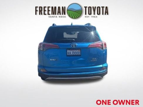 Used 2017 Toyota RAV4 XLE w/ Convenience Package AWD/4WD image 6
