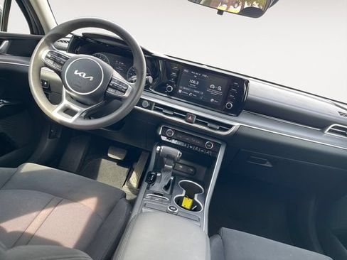 Used 2022 Kia K5 LXS FWD image 10