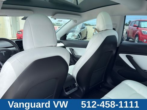 Used 2020 Tesla Model 3 Standard Range Plus RWD image 26